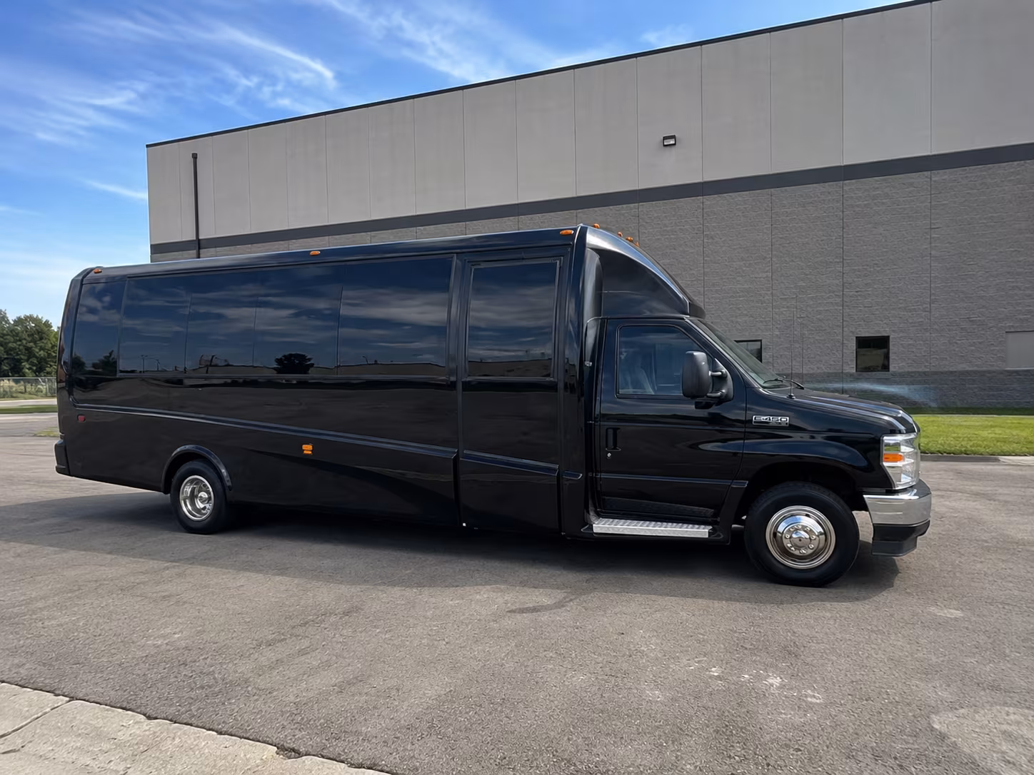 book the perfect ride for your next field trip 3
