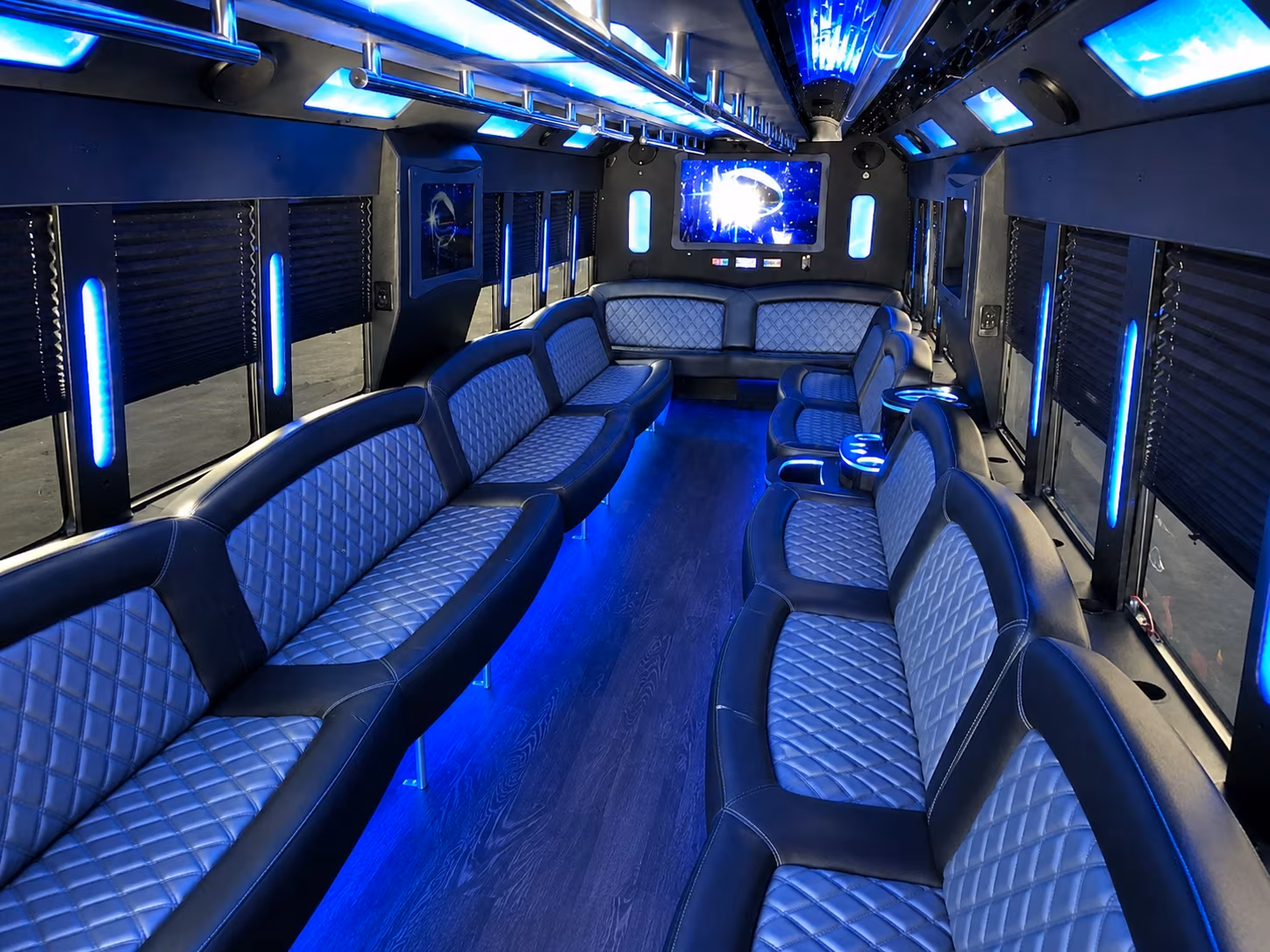 how bus type and group size affect bus rental rates in pittsburg california