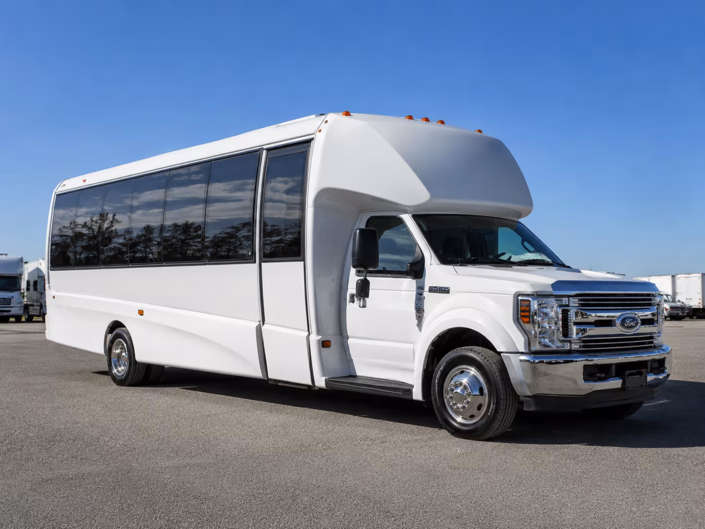 minibuses and charter buses to giants games at oracle park