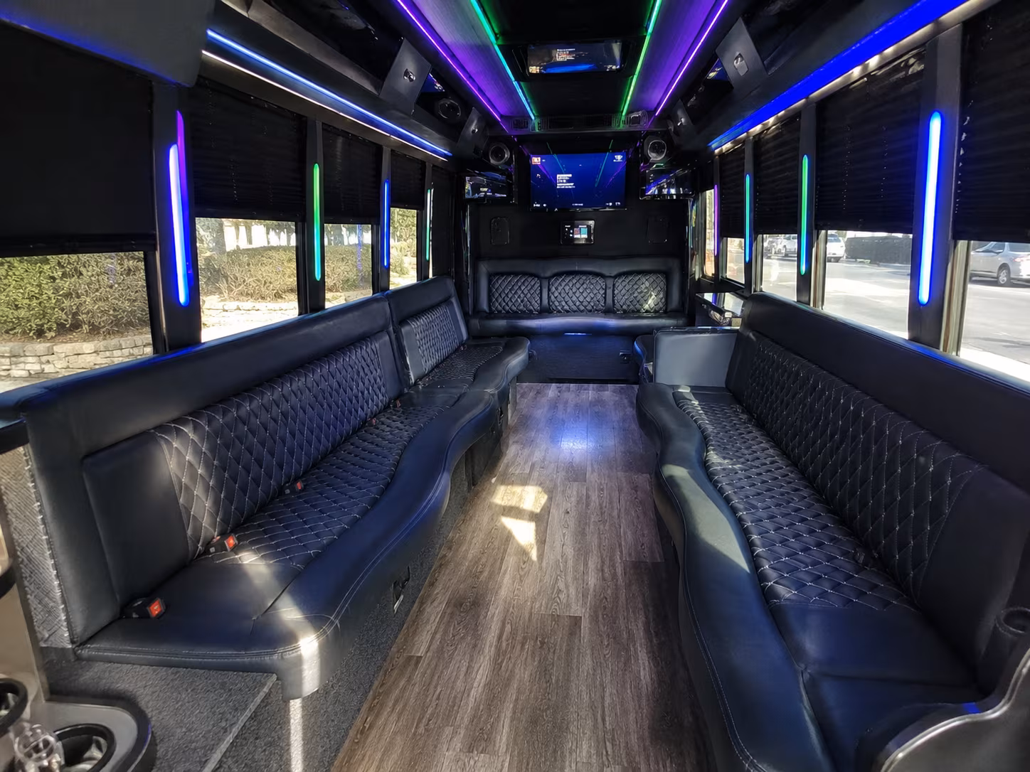 pittsburg 15 passenger party bus interior