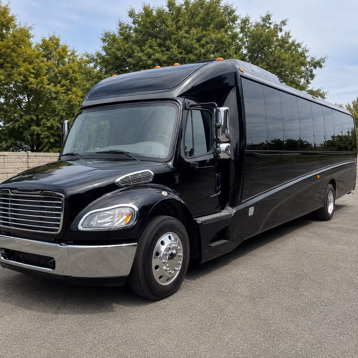 pittsburg 25 passenger minibus