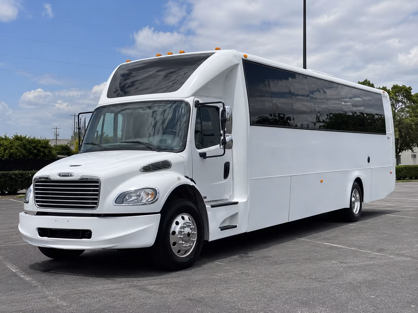 sweet 16 and quinceanera party buses serving pittsburg and contra costa county